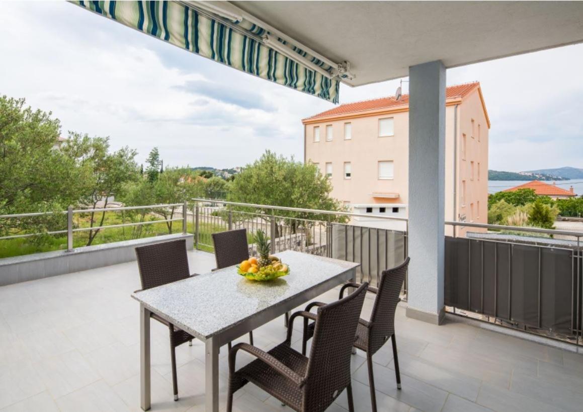 Villa Kristina Trogir Exterior foto